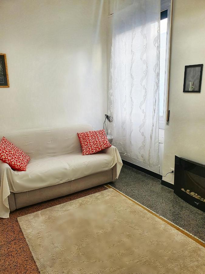 Fantastic House Near The Station Free Parking Apartment Genoa Exterior photo